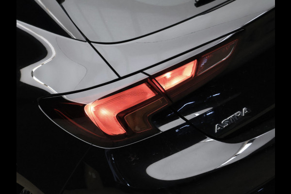 Opel Astra 1.2 Edition Sport (APPLE CARPLAY,NAVI,CAMERA,PDC,CRUISE,GETINT,TREKHAAK,SPORTSTOELEN,LM VELGEN,NETTE STAAT)