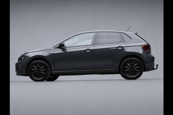 Volkswagen Polo 1.0 Comfortline Sport (APPLE CARPLAY,NAVI,PDC,CRUISE,LED,GETINT,TREKHAAK,SPORTSTOELEN,NETTE STAAT)