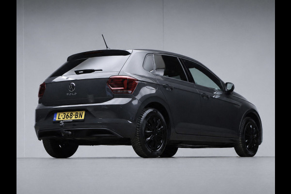 Volkswagen Polo 1.0 Comfortline Sport (APPLE CARPLAY,NAVI,PDC,CRUISE,LED,GETINT,TREKHAAK,SPORTSTOELEN,NETTE STAAT)