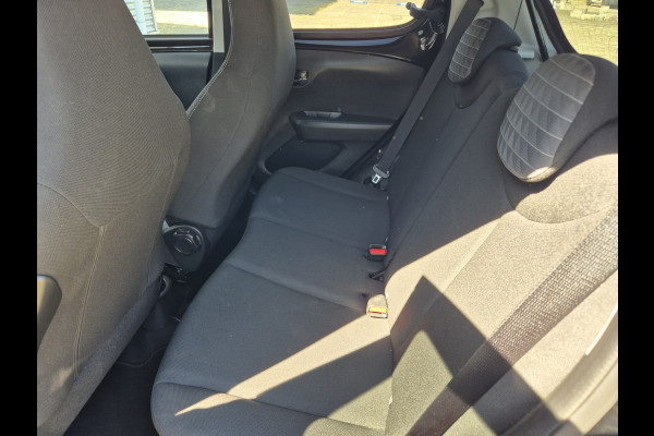 Peugeot 108 1.0 e-VTi Allure ,Airco,cruise,achteruitrijcamera,navigatie executive edition