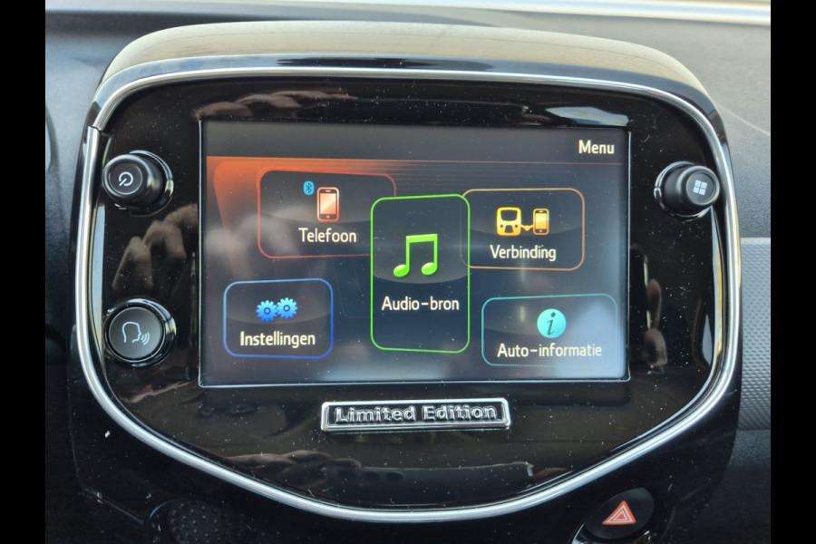 Peugeot 108 1.0 e-VTi Allure ,Airco,cruise,achteruitrijcamera,navigatie executive edition