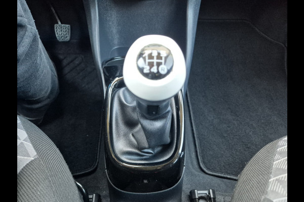 Peugeot 108 1.0 e-VTi Allure ,Airco,cruise,achteruitrijcamera,navigatie executive edition