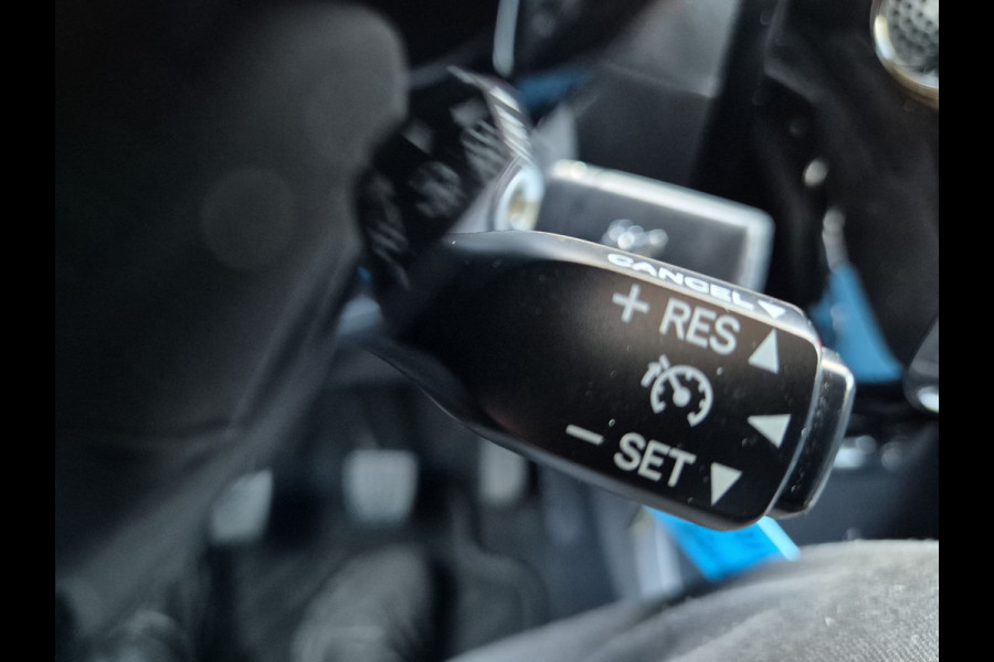 Peugeot 108 1.0 e-VTi Allure ,Airco,cruise,achteruitrijcamera,navigatie executive edition