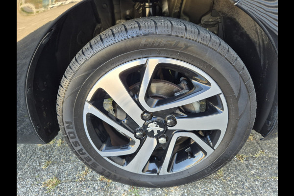 Peugeot 108 1.0 e-VTi Allure ,Airco,cruise,achteruitrijcamera,navigatie executive edition