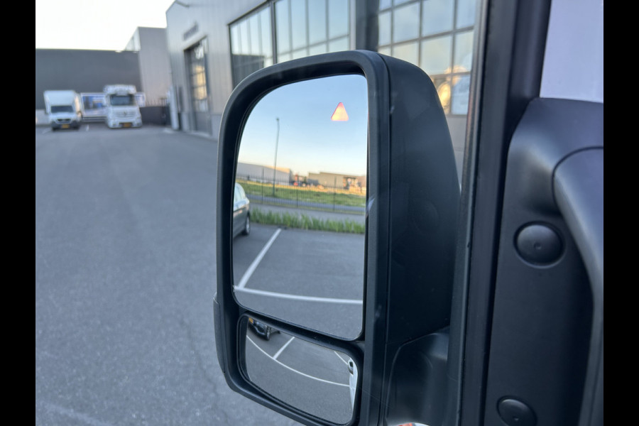Mercedes-Benz Sprinter 317 CDI L3 H2 Pro LED / MBUX / Navigatie / Camera / Parkeersensoren / Cruise control / Airco / 270 Graden achterdeuren