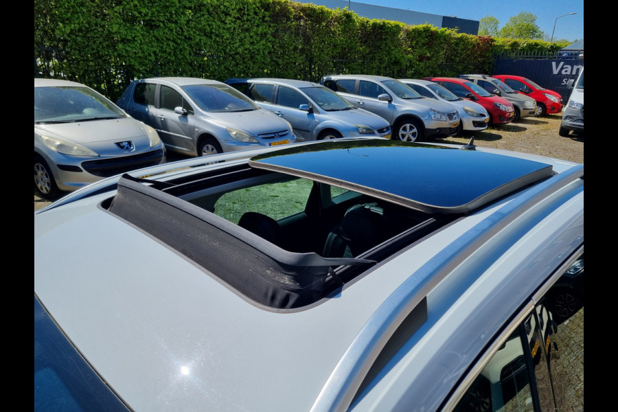 Škoda Karoq 1.5 TSI ACT Style Business ✅PANODAK ✅CARPLAY ✅CANTON SOUND