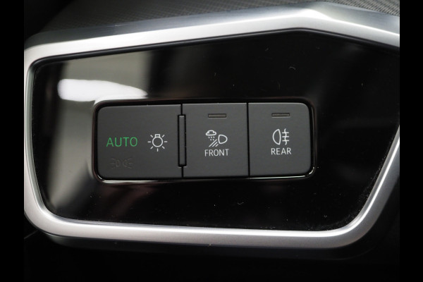 Audi A6 Avant 50 TFSI e quattro | Trekhaak | Adaptive Cruise | Camera | Stoelverwarming | DAB | Virtual | Carplay
