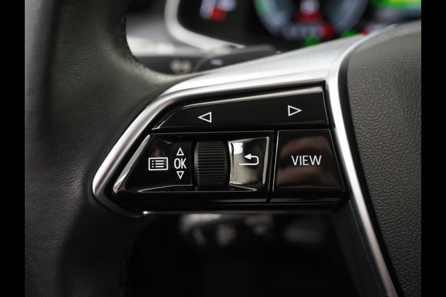 Audi A6 Avant 50 TFSI e quattro | Trekhaak | Adaptive Cruise | Camera | Stoelverwarming | DAB | Virtual | Carplay