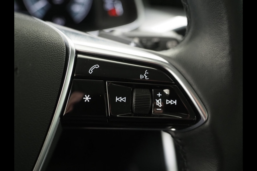 Audi A6 Avant 50 TFSI e quattro | Trekhaak | Adaptive Cruise | Camera | Stoelverwarming | DAB | Virtual | Carplay