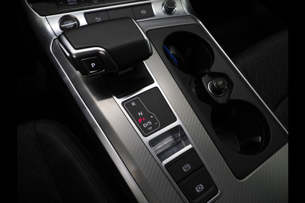 Audi A6 Avant 50 TFSI e quattro | Trekhaak | Adaptive Cruise | Camera | Stoelverwarming | DAB | Virtual | Carplay
