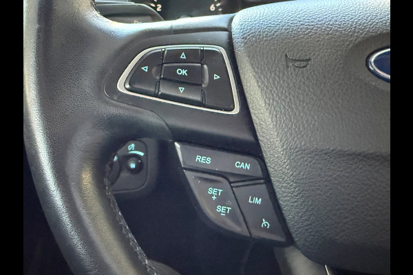 Ford C-MAX 1.5 Titanium