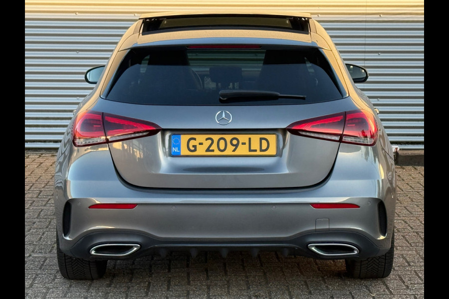 Mercedes-Benz A-Klasse 200 / AMG / PANO / Xenon LED / Sfeer verlicht. / Burmester Sound / Inruil Mog.