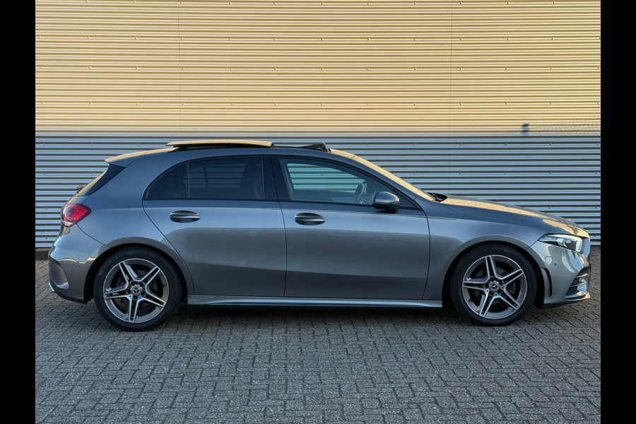 Mercedes-Benz A-Klasse 200 / AMG / PANO / Xenon LED / Sfeer verlicht. / Burmester Sound / Inruil Mog.