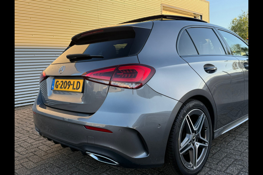 Mercedes-Benz A-Klasse 200 / AMG / PANO / Xenon LED / Sfeer verlicht. / Burmester Sound / Inruil Mog.