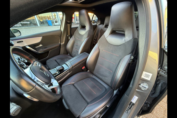 Mercedes-Benz A-Klasse 200 / AMG / PANO / Xenon LED / Sfeer verlicht. / Burmester Sound / Inruil Mog.