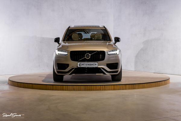 Volvo XC90 2.0 T8 Recharge AWD Ultimate Dark long Range Luchtvering | Bowers&Wilkins | Zwenkbare trekhaak | Panorama dak | Stoelverkoeling + massage |