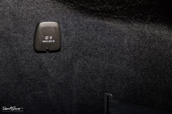 Volvo XC90 2.0 T8 Recharge AWD Ultimate Dark long Range Luchtvering | Bowers&Wilkins | Zwenkbare trekhaak | Panorama dak | Stoelverkoeling + massage |
