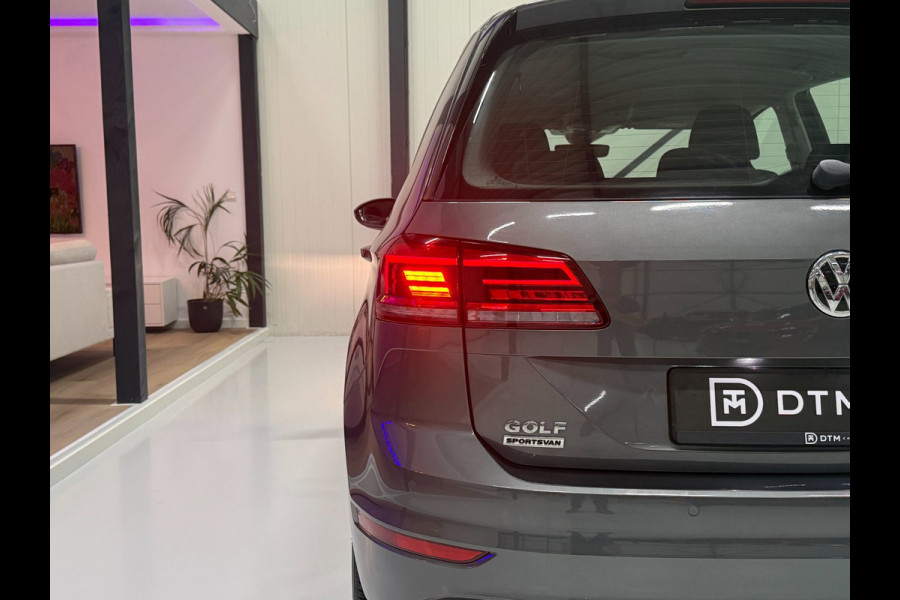 Volkswagen Golf Sportsvan 1.0 TSI Highline Aut. | Trekhaak | ACC | LED | Camera