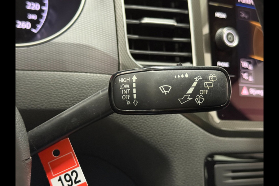 Volkswagen Golf Sportsvan 1.0 TSI Highline Aut. | Trekhaak | ACC | LED | Camera