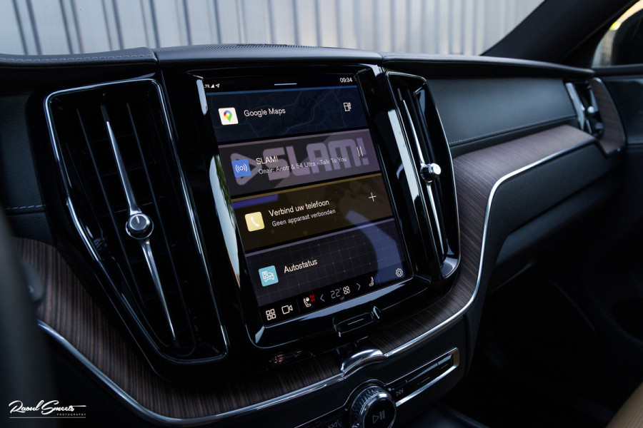 Volvo XC60 2.0 T8 Plug-in hybrid AWD Ultimate Dark Long Range | Adaptieve cruise | Panorama dak | Memory | Stoelmassage + verkoeling |