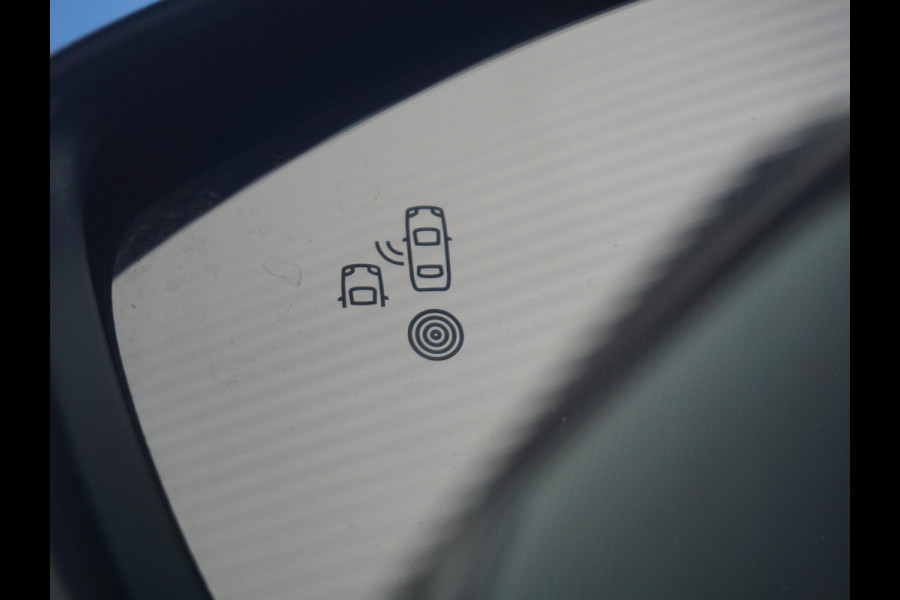 Peugeot 2008 1.2 Hybrid 145 GT 360 Camera