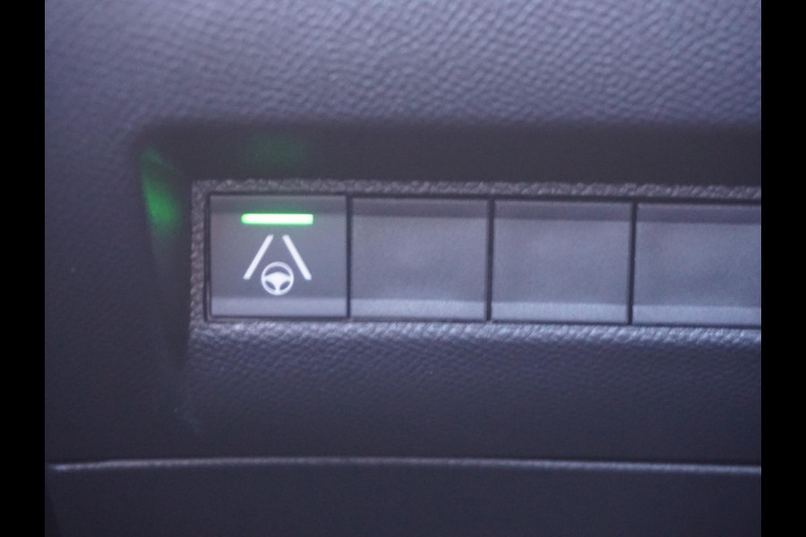 Peugeot 2008 1.2 Hybrid 145 GT 360 Camera