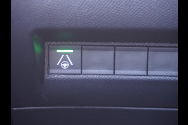 Peugeot 2008 1.2 Hybrid 145 GT 360 Camera