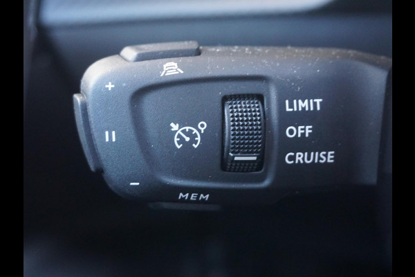 Peugeot 2008 1.2 Hybrid 145 GT 360 Camera