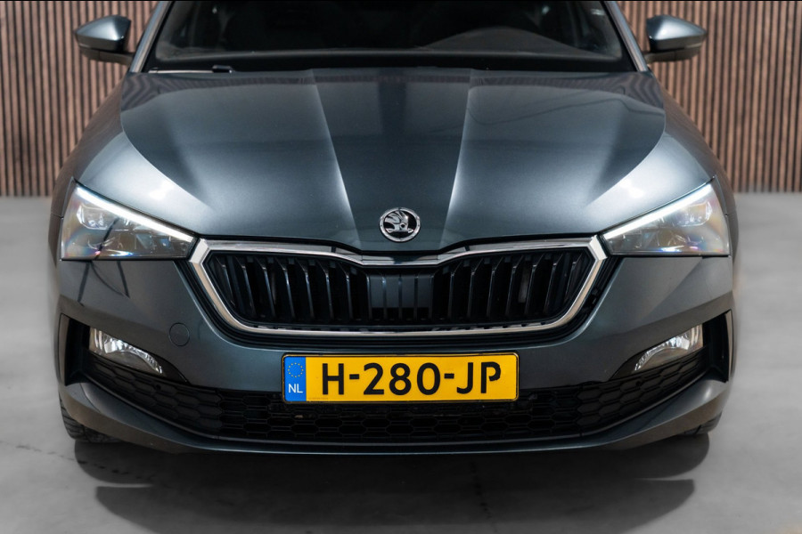 Škoda SCALA 1.5 TSI Sport Business DSG LED PANO CAMERA KUIPSTOELEN