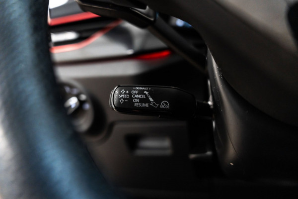 Škoda SCALA 1.5 TSI Sport Business DSG LED PANO CAMERA KUIPSTOELEN