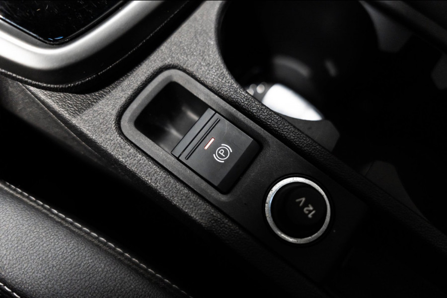 Audi A3 Sportback 40 TFSI e S-Line 2023 S-Tronic PANO LED VIRTUAL