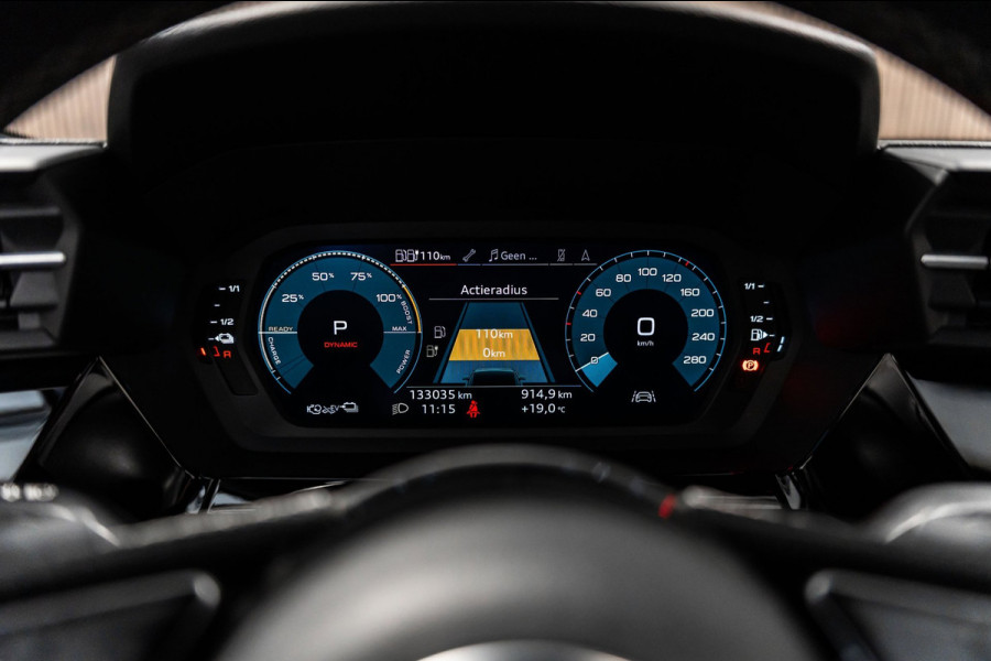 Audi A3 Sportback 40 TFSI e S-Line 2023 S-Tronic PANO LED VIRTUAL