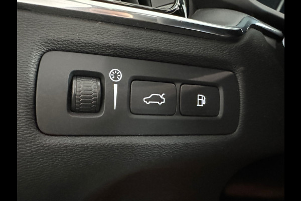Volvo XC60 2.0 T6 Plug-in hybrid AWD Inscription Pano|Keyless