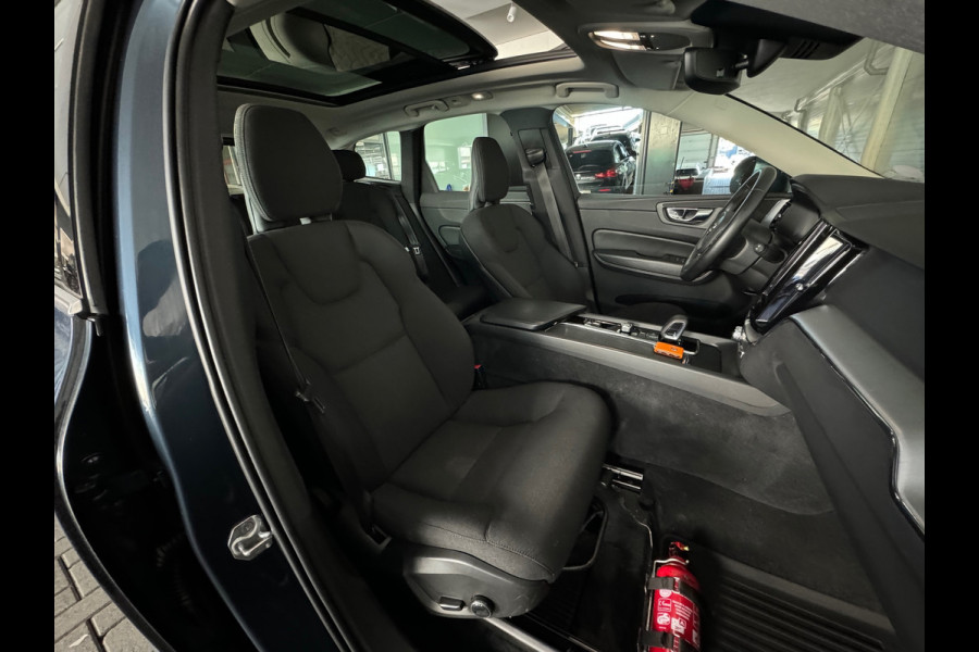 Volvo XC60 2.0 T6 Plug-in hybrid AWD Inscription Pano|Keyless