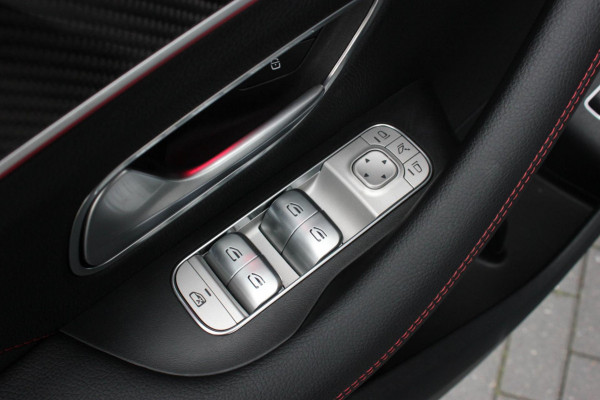 Mercedes-Benz GLE AMG 53 Hybrid 4MATIC+ NIGHT EDITION / LUCHTVERING / TREKHAAK / BURMESTER / FULL / DEALER AUTO/ MANUFAKTUR