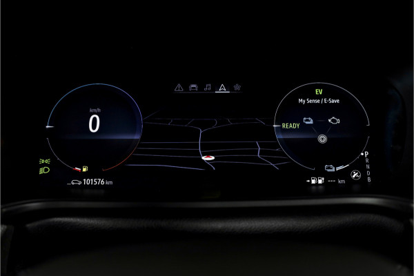 Renault Mégane Estate 1.6 E-Tech Plug-In Hybrid 160 Business Edition One | Dig. Cockpit | Cruise | PDC | Camera | NAV+App. Connect | ECC | Trekhaak | LM 17" |