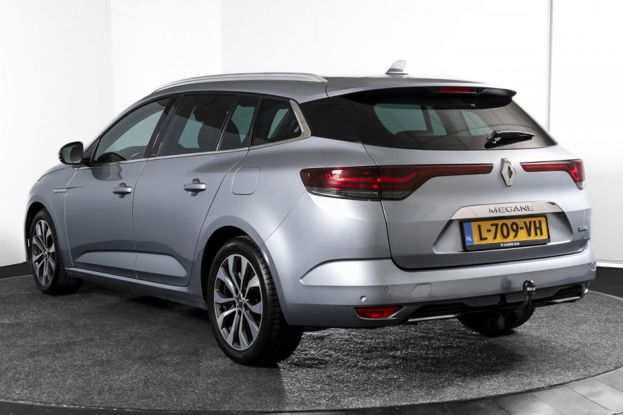 Renault Mégane Estate 1.6 E-Tech Plug-In Hybrid 160 Business Edition One | Dig. Cockpit | Cruise | PDC | Camera | NAV+App. Connect | ECC | Trekhaak | LM 17" |
