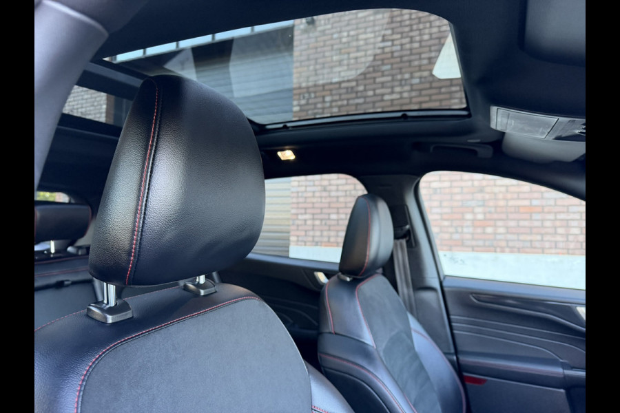 Ford Kuga 2.5 PHEV ST-Line X / Trekhaak (Elek) / Panoramadak / Camera / Adaptive-Cruise / Winter-Pakket / Head-Up / Ford Dealer on