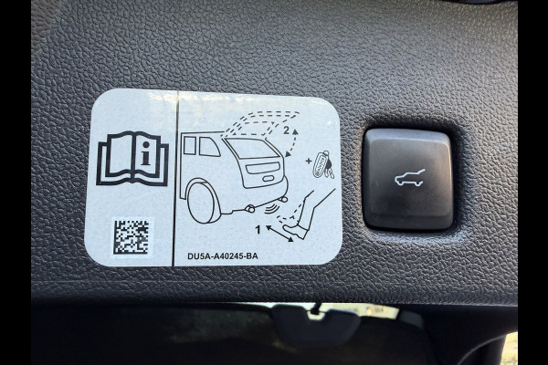 Ford Kuga 2.5 PHEV ST-Line X / Trekhaak (Elek) / Panoramadak / Camera / Adaptive-Cruise / Winter-Pakket / Head-Up / Ford Dealer on