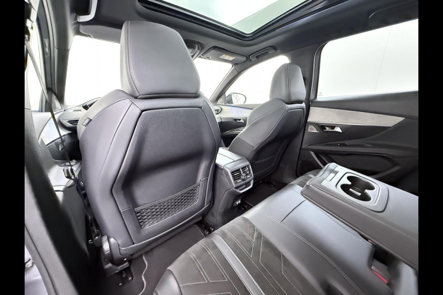 Peugeot 3008 1.6 HYbrid 225 GT Pack Business | BOMVOL!! | PANO | ELEK. ACHTERKLEP | STOELVERWARMING | APPLECARPLAY | RIJKLAAR MET 12 MND BOVAG GARANTIE | ACHTERUITRIJ CAMERA | ADAP. CRUISE | DODE HOEK |