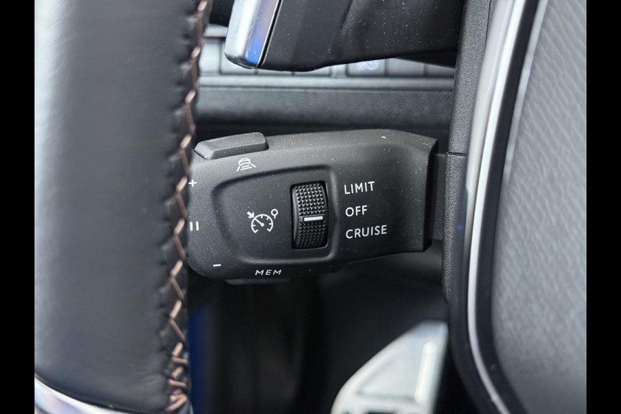 Peugeot 3008 1.6 HYbrid 225 GT Pack Business | BOMVOL!! | PANO | ELEK. ACHTERKLEP | STOELVERWARMING | APPLECARPLAY | RIJKLAAR MET 12 MND BOVAG GARANTIE | ACHTERUITRIJ CAMERA | ADAP. CRUISE | DODE HOEK |