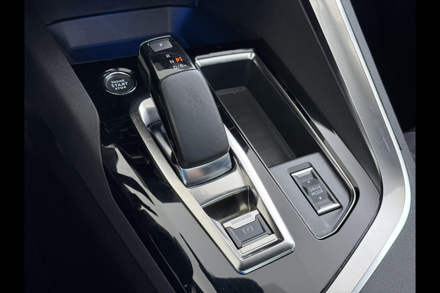 Peugeot 3008 1.6 HYbrid 225 GT Pack Business | BOMVOL!! | PANO | ELEK. ACHTERKLEP | STOELVERWARMING | APPLECARPLAY | RIJKLAAR MET 12 MND BOVAG GARANTIE | ACHTERUITRIJ CAMERA | ADAP. CRUISE | DODE HOEK |