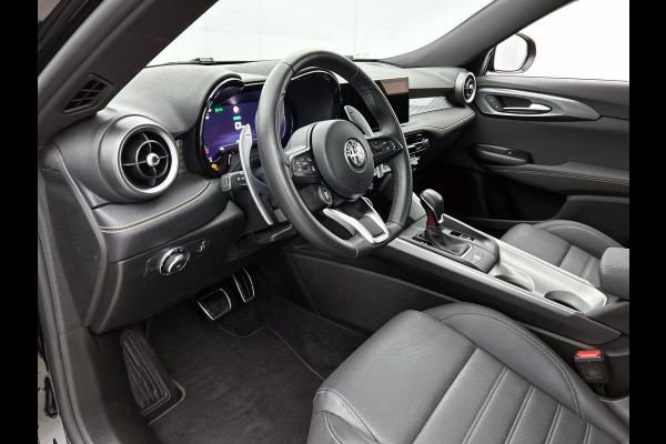 Alfa Romeo Tonale 1.5T 160PK Hybrid Veloce PANORAMADAK | LEER | CAMERA | 20”LM