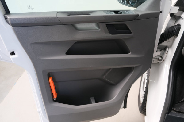 Volkswagen Transporter 2.0 TDI L1H1 30 Comfortline + Kasten Inrichting