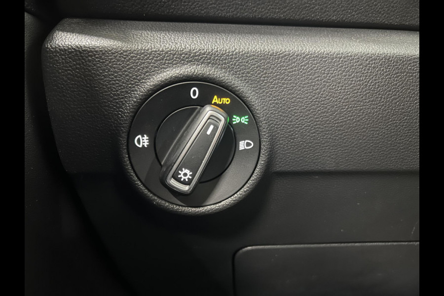Volkswagen T-Roc 1.5 TSI R-Line Business Airco Navi Carplay PDC VA + Camera Adaptive Cruise Control Privacy Glass Full LED