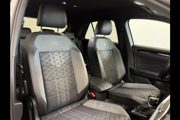 Volkswagen T-Roc 1.5 TSI R-Line Business Airco Navi Carplay PDC VA + Camera Adaptive Cruise Control Privacy Glass Full LED