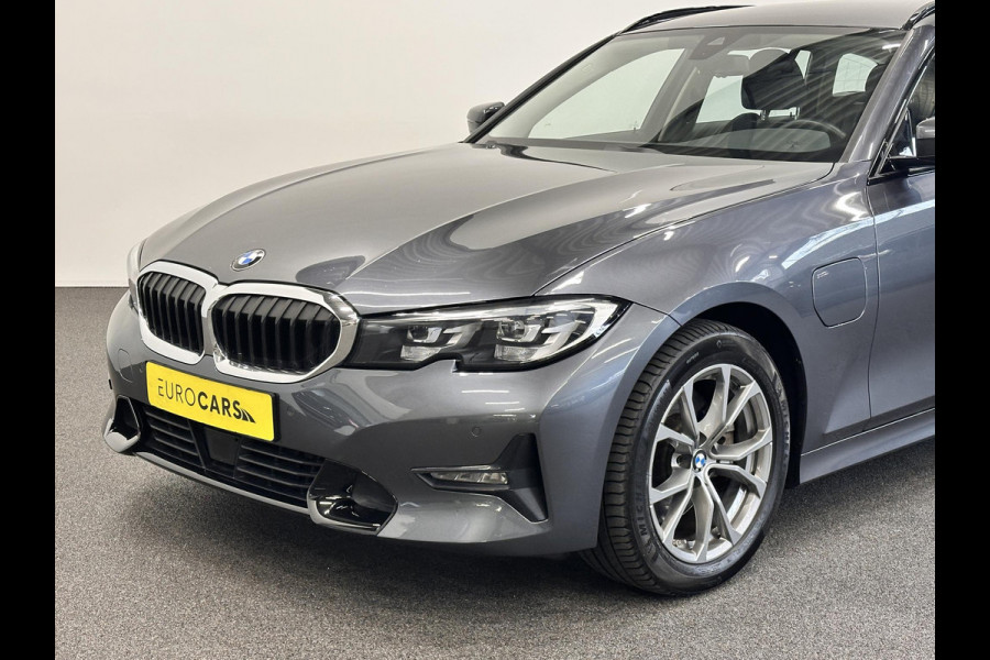 BMW 3 Serie Touring 320e Aut. Sportline 204pk Airco ECC Navi Carplay PDC VA Adaptive Cruise Control Full LED Virtual Cockpit Trekhaak BMW HiFi Driver Assistance Pack