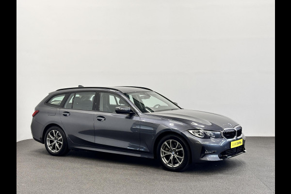 BMW 3 Serie Touring 320e Aut. Sportline 204pk Airco ECC Navi Carplay PDC VA Adaptive Cruise Control Full LED Virtual Cockpit Trekhaak BMW HiFi Driver Assistance Pack