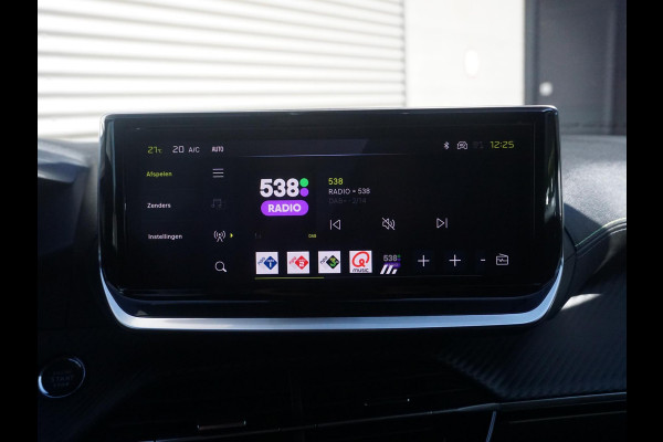 Peugeot e-2008 EV GT 54 kWh