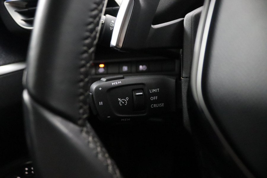 Peugeot 3008 1.6 HYbrid Allure*225PK*ECC*CRUISE*CAM*CARPLAY*